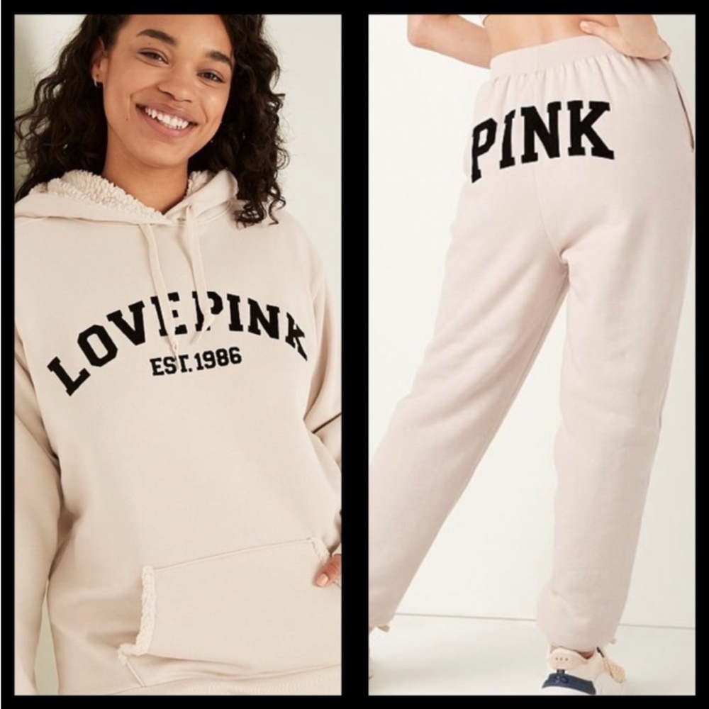 NWT VS PINK SHERPA SET